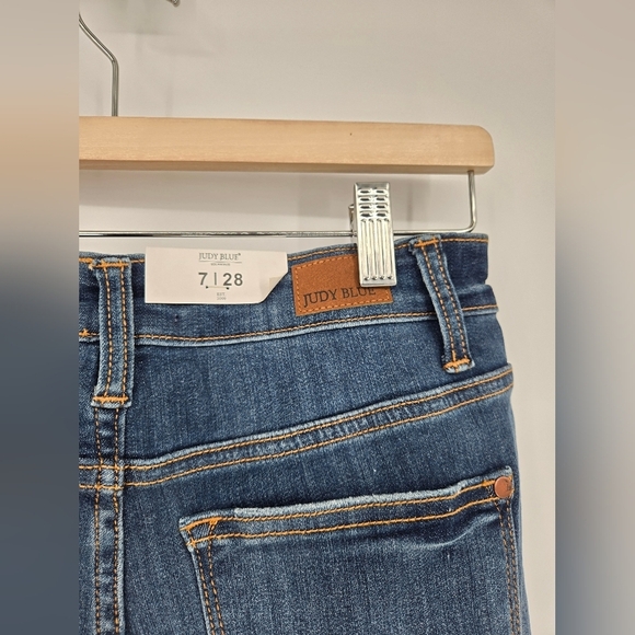 Judy Blue High Waist Skinny Fit Distressed Blue Jeans New Size 28 - Picture 9 of 12
